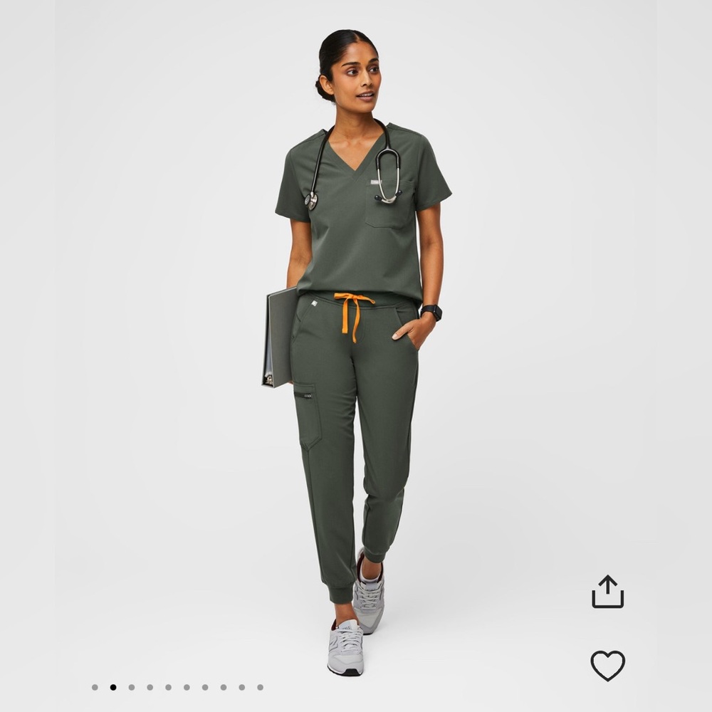 FIGS Bonsai Women’s Scrub Set - Zamora Joggers and Catarina Scrub Top